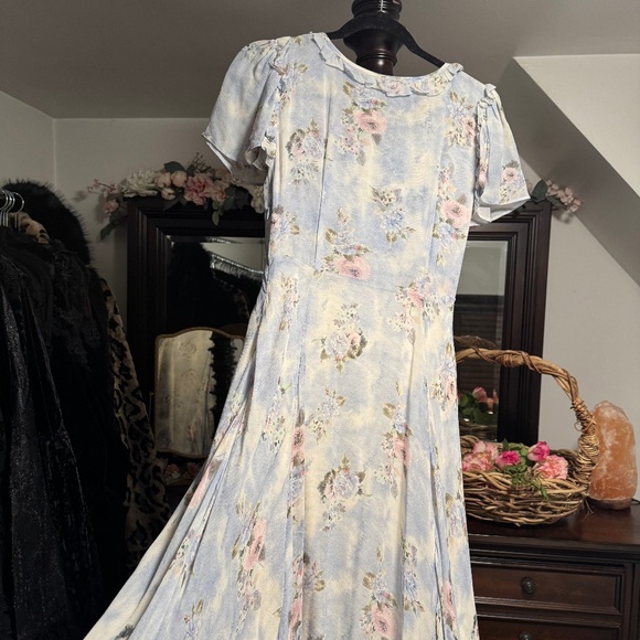 Rare LoveShackFancy Silk Dress Blue floral 0 - Picture 9 of 14